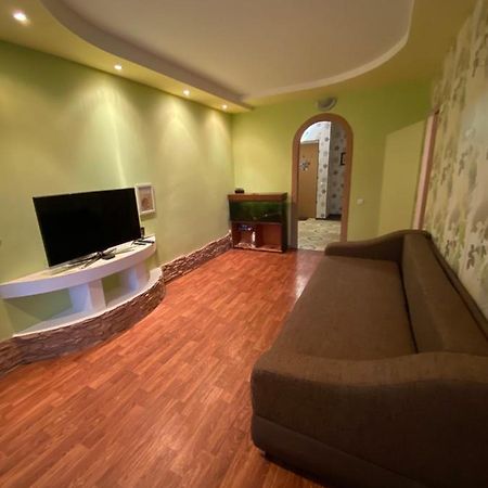 Шикарнейшие Апартаменты Čornomorsk Exteriér fotografie