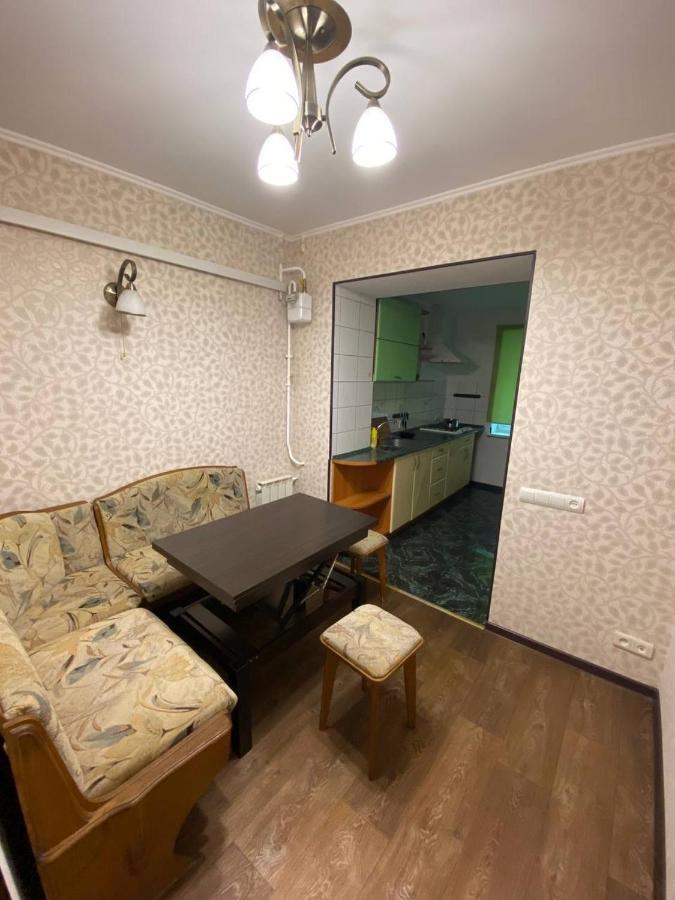 Шикарнейшие Апартаменты Čornomorsk Exteriér fotografie