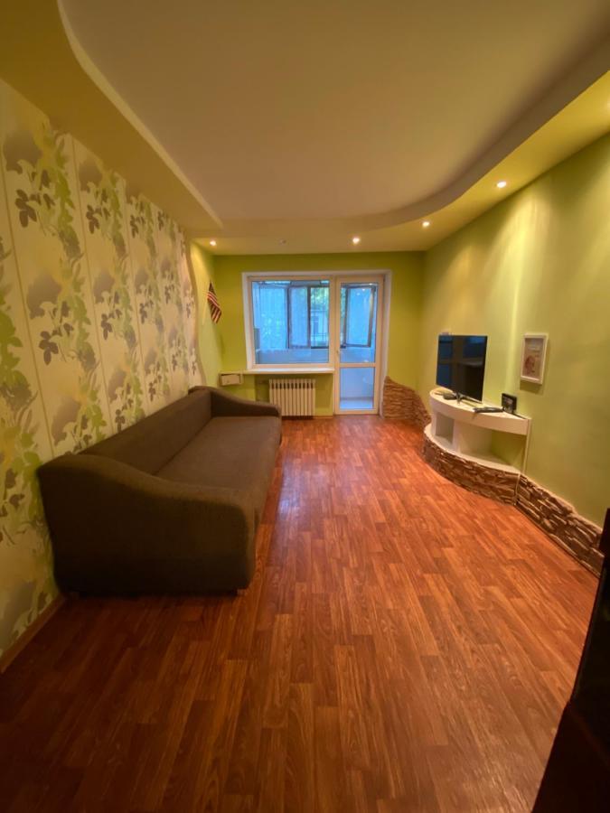 Шикарнейшие Апартаменты Čornomorsk Exteriér fotografie